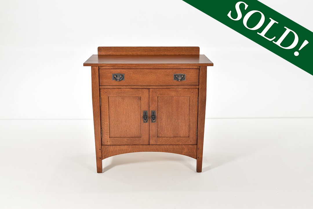 89 908 Harvey Ellis Door Nightstand Pierce Furniture